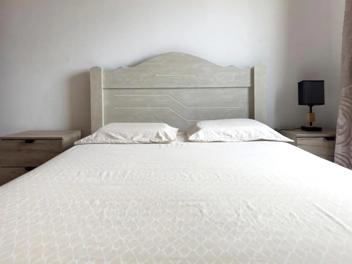 1-Bdr Apt In Palmarejo, City Center - Lcgr 普拉亚 0*,  佛得角